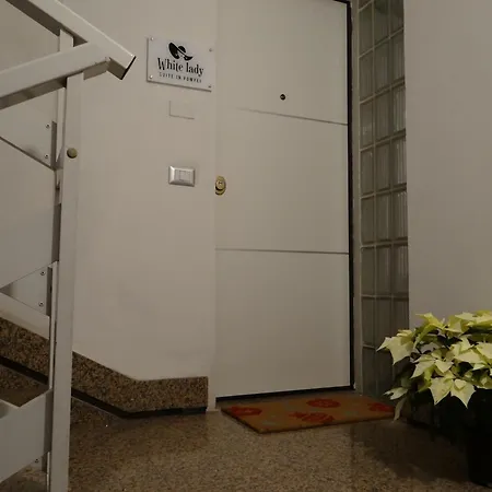 White Lady * Pompeji